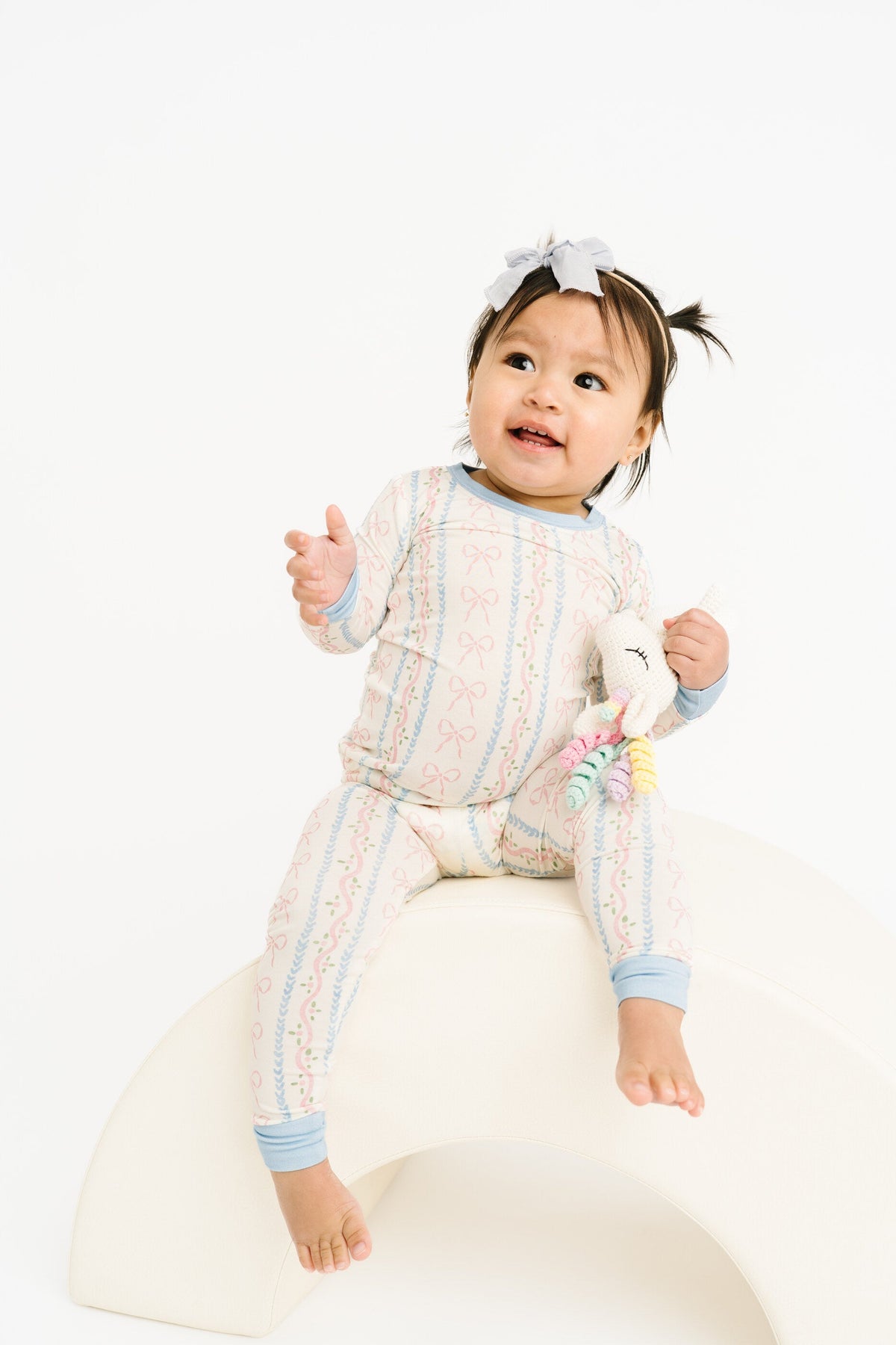 Dainty Bows Bamboo Set