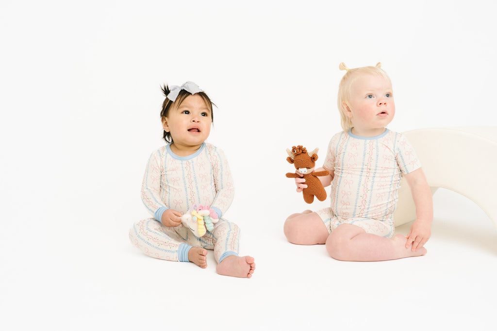 Dainty Bows Bamboo Set