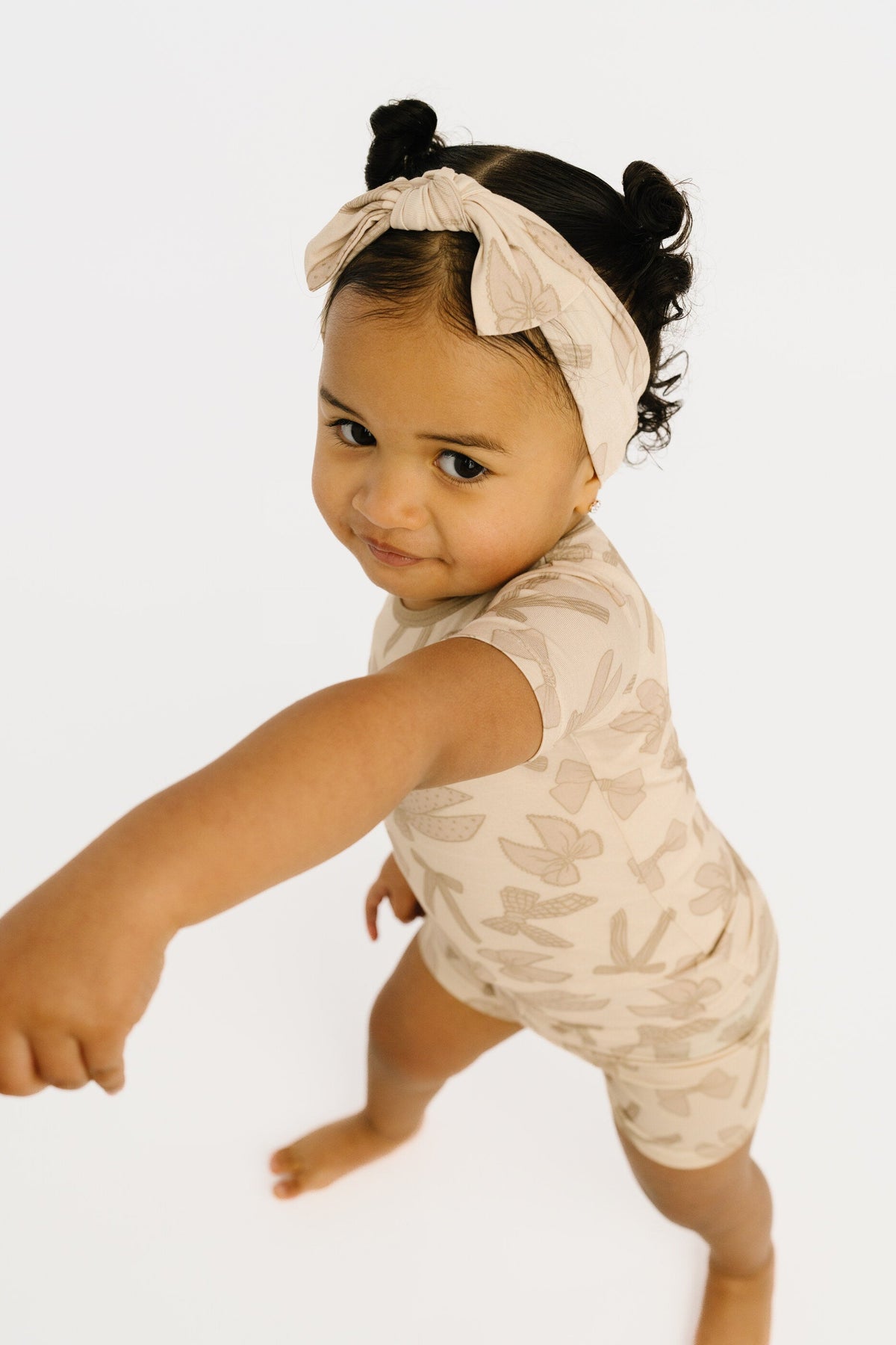 Neutral Bows Bamboo Shorts Set