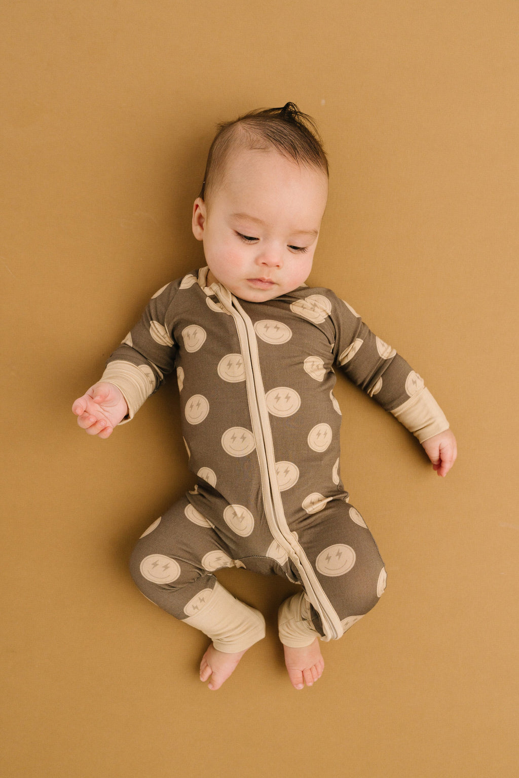 Neutral Smileys Bamboo Sleeper
